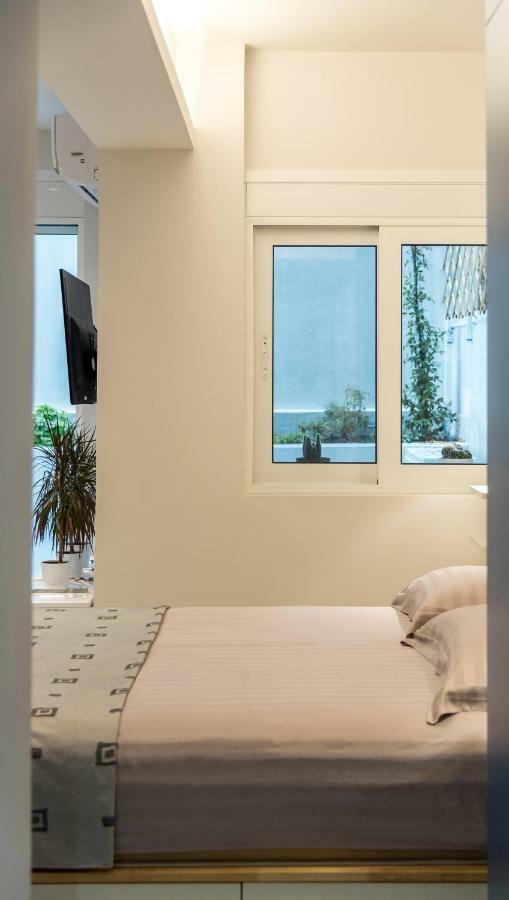 Central Cozy Studio With A Secret Garden Atene Esterno foto